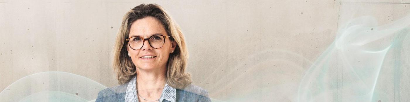 Evelyne Laszlo 