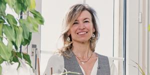Malvina Vermot Desroches, bénévole aux HUG et acupunctrice. 